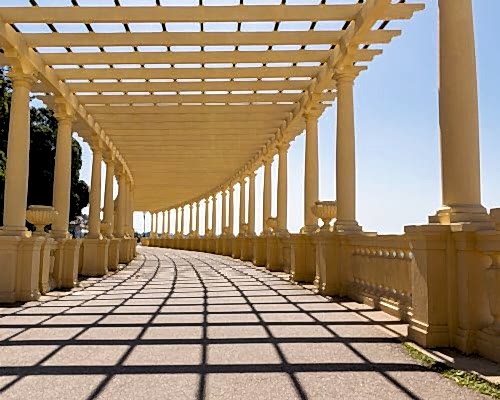 Pergola Sistemleri: Modern Modeller ve Pergola Özellikleri