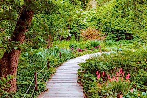 Sleeper Applications: Natural and Aesthetic Landscaping Solutions